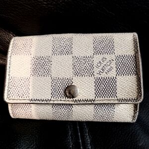 Louis Vuitton Damier Azur 6 Key holder